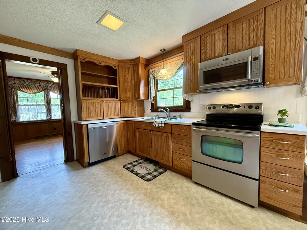 1391 Johnson Drive Williamston, NC 27892