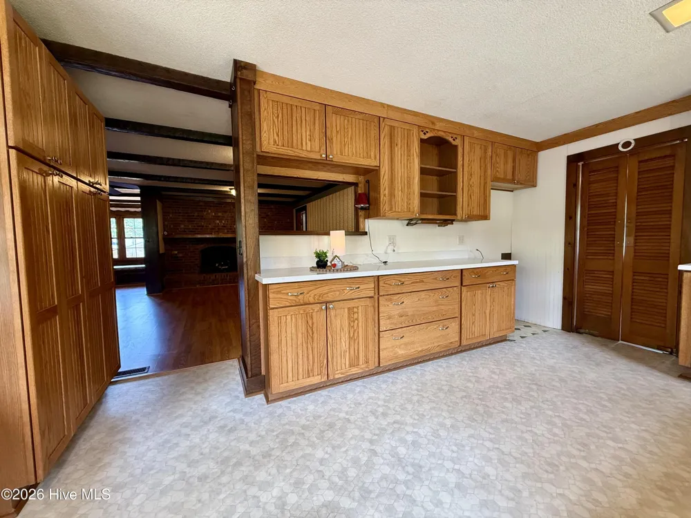 1391 Johnson Drive Williamston, NC 27892