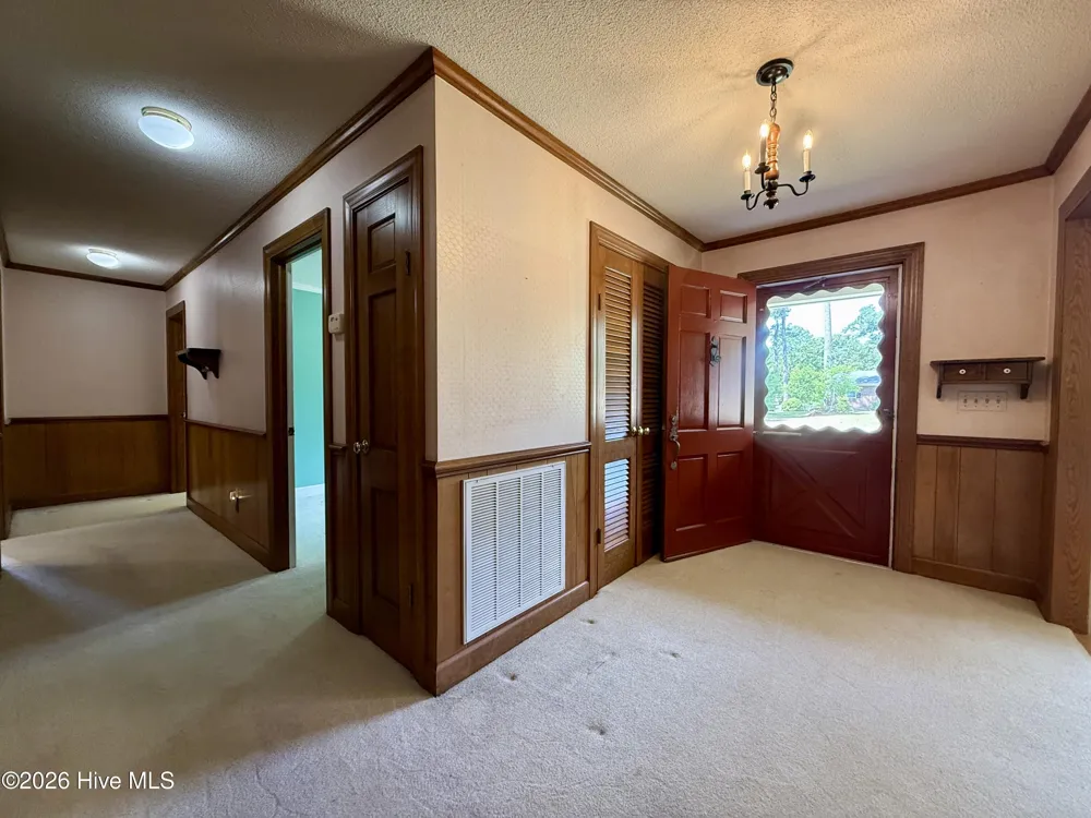 1391 Johnson Drive Williamston, NC 27892