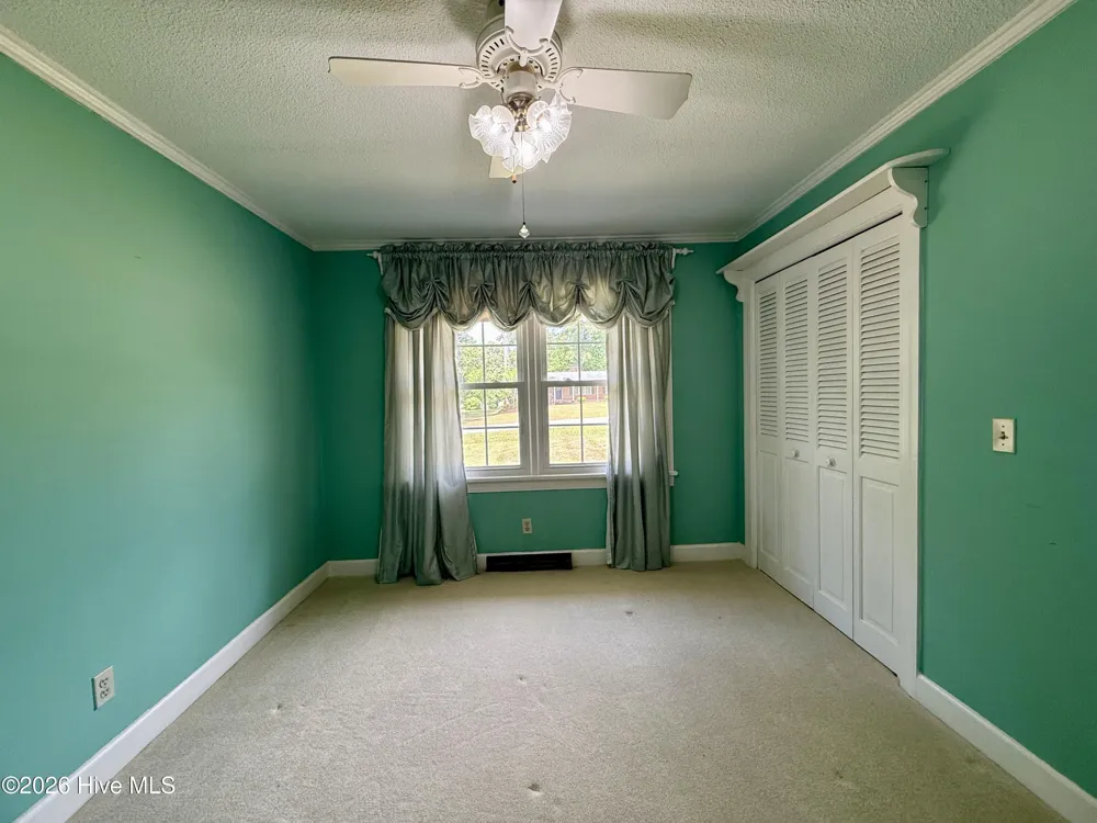 1391 Johnson Drive Williamston, NC 27892
