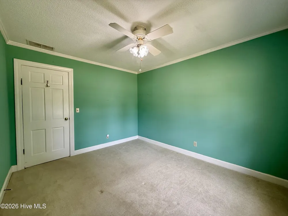 1391 Johnson Drive Williamston, NC 27892