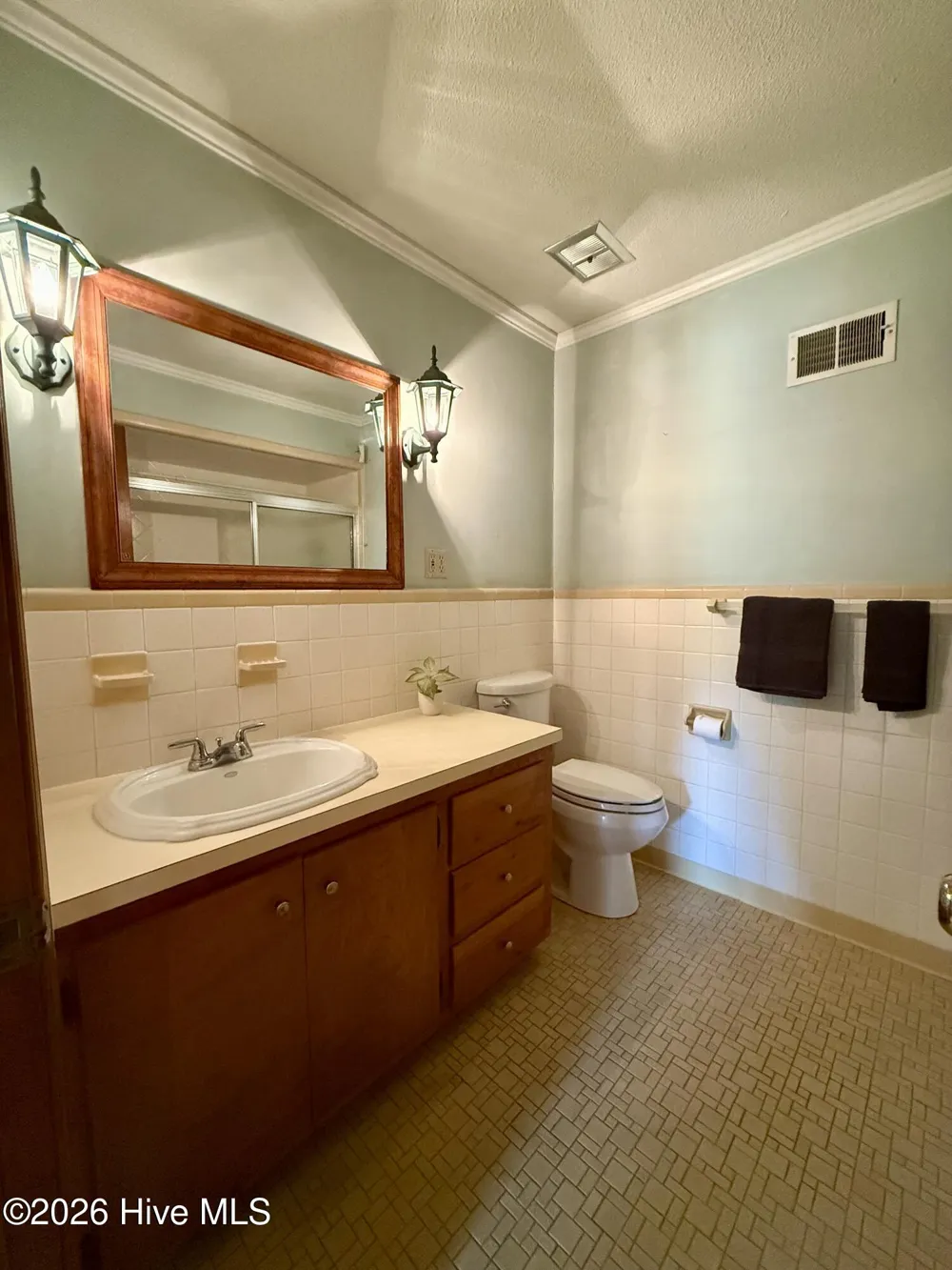 1391 Johnson Drive Williamston, NC 27892