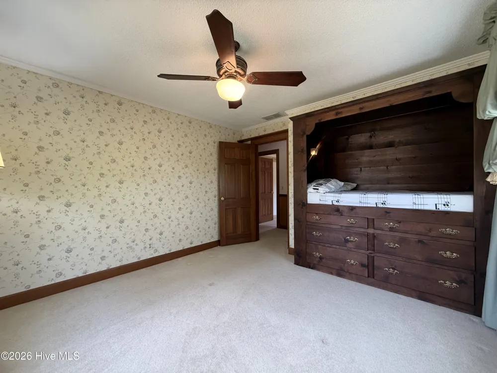 1391 Johnson Drive Williamston, NC 27892