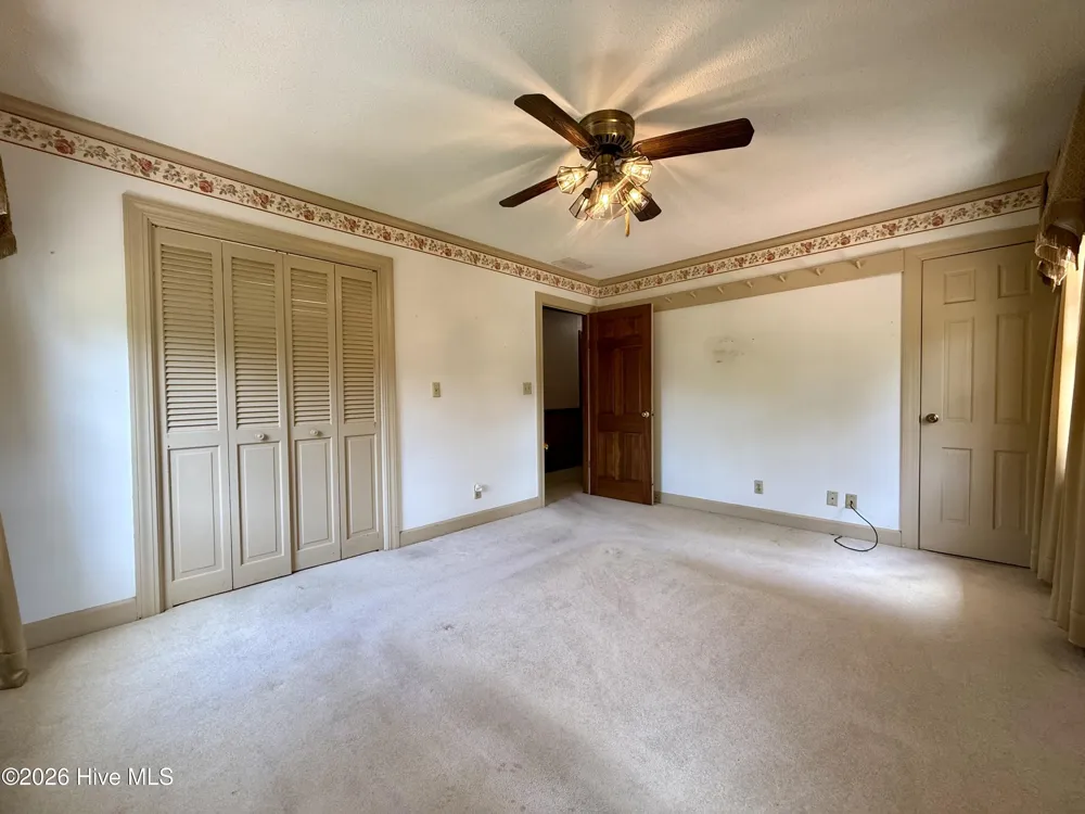 1391 Johnson Drive Williamston, NC 27892