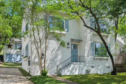 1205 Alta Vista Avenue #B