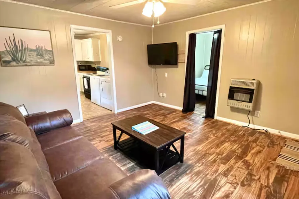 116 E Locust Street Collinsville, TX 76233