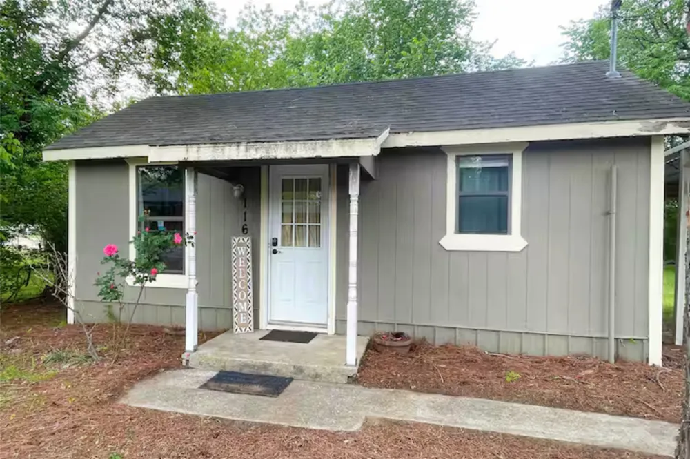 116 E Locust Street Collinsville, TX 76233