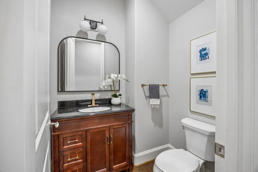 9668 Rockpoint Court Dallas, TX 75238