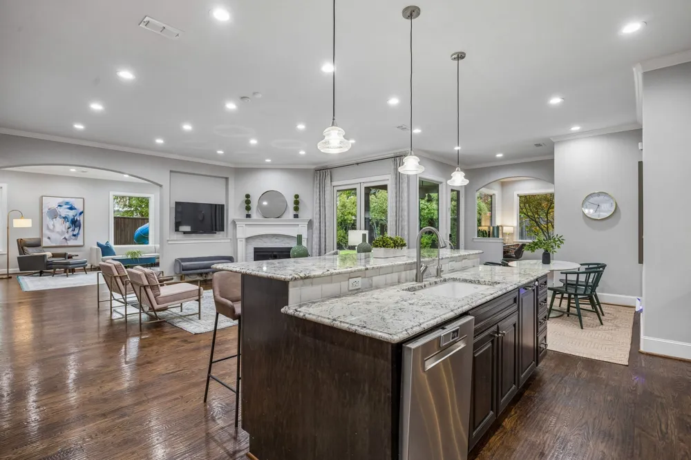 9668 Rockpoint Court Dallas, TX 75238