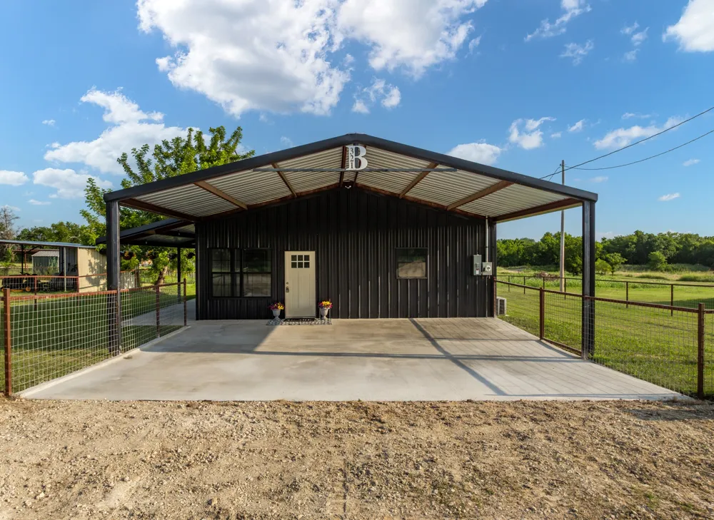 321 Avenue B #B Walnut Springs, TX 76690