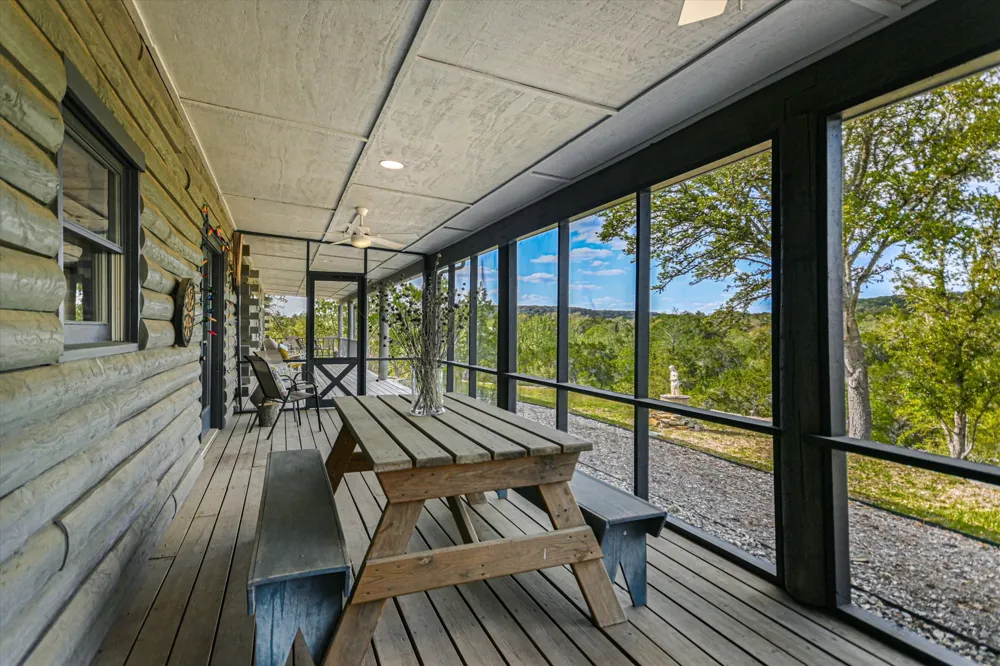 707 Deer Lake Road Wimberley, TX 78676
