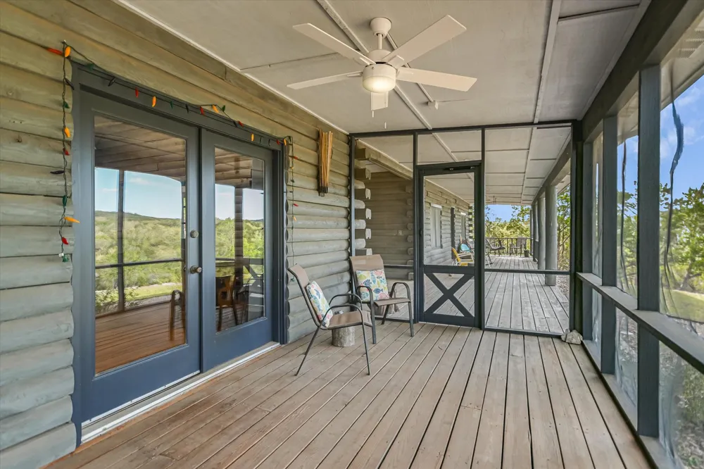 707 Deer Lake Road Wimberley, TX 78676