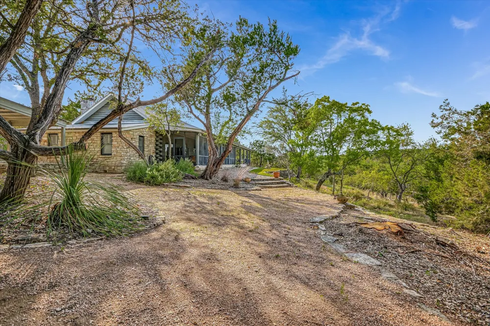 707 Deer Lake Road Wimberley, TX 78676