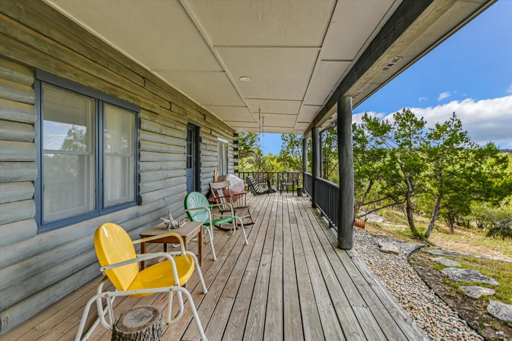 707 Deer Lake Road Wimberley, TX 78676