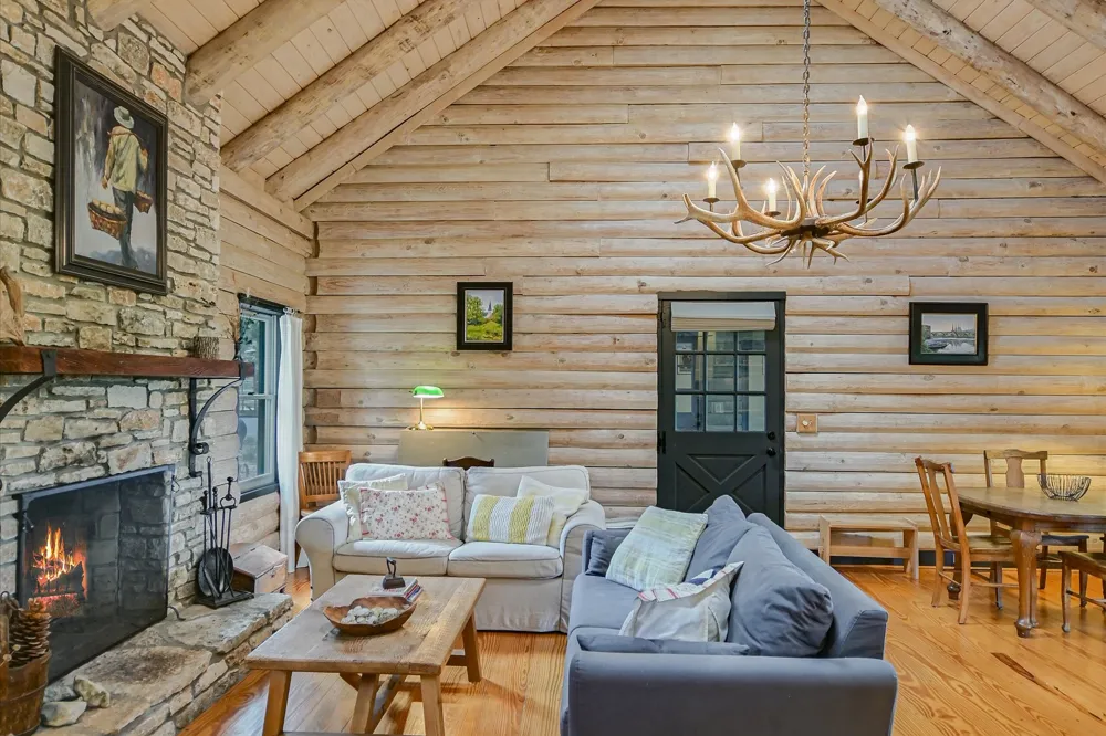 707 Deer Lake Road Wimberley, TX 78676