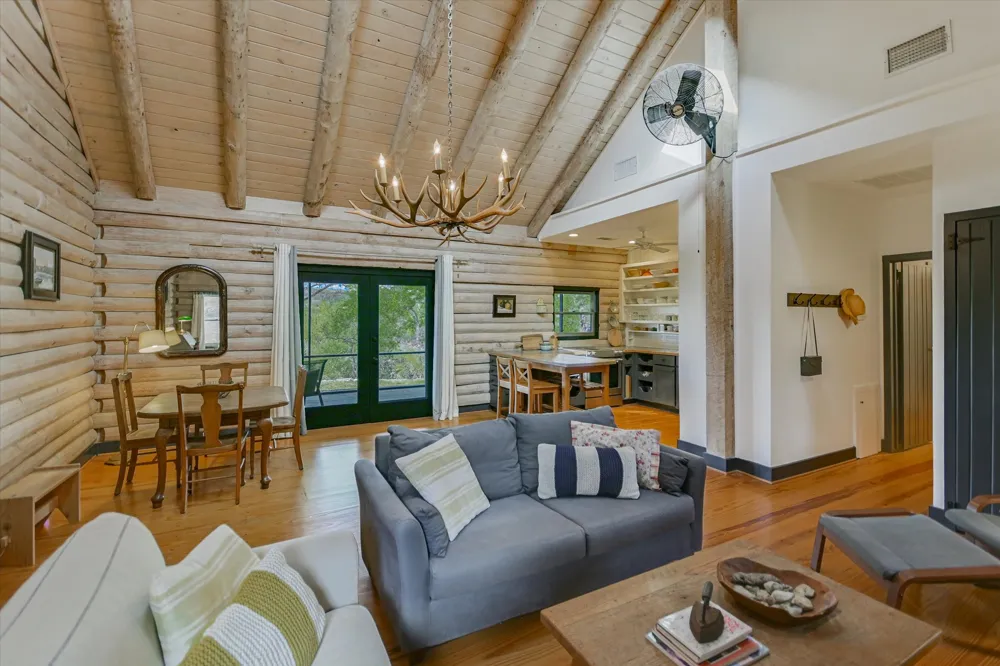 707 Deer Lake Road Wimberley, TX 78676