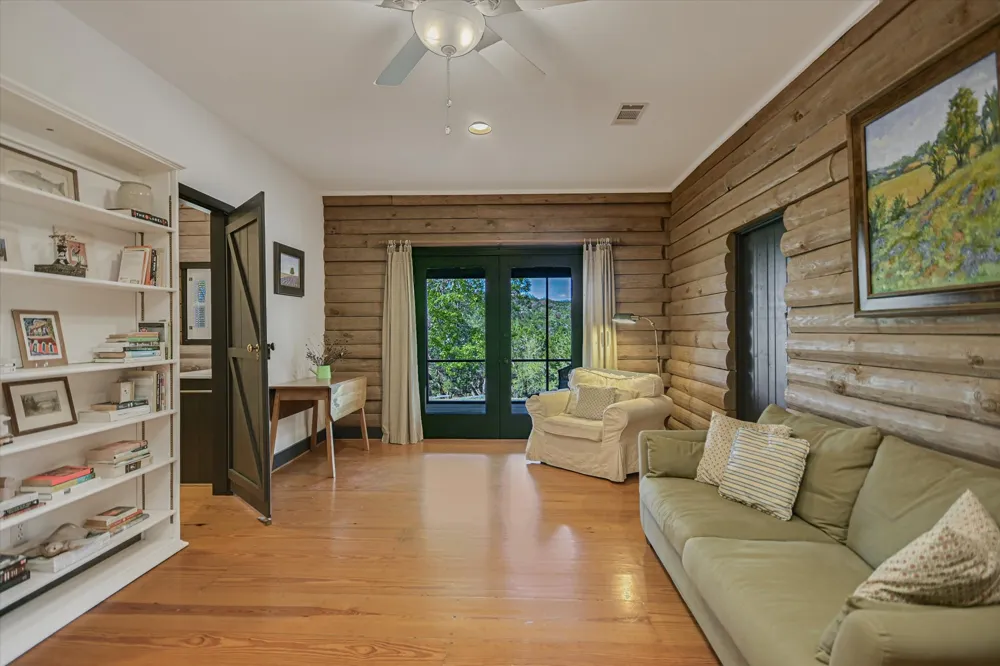 707 Deer Lake Road Wimberley, TX 78676