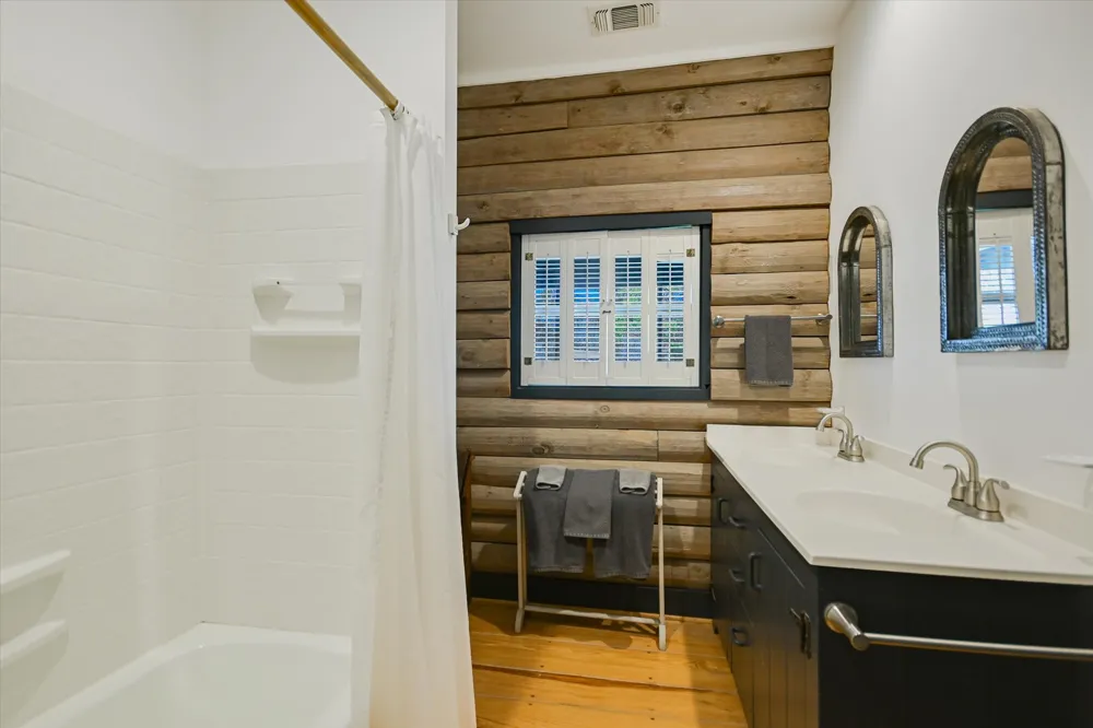 707 Deer Lake Road Wimberley, TX 78676