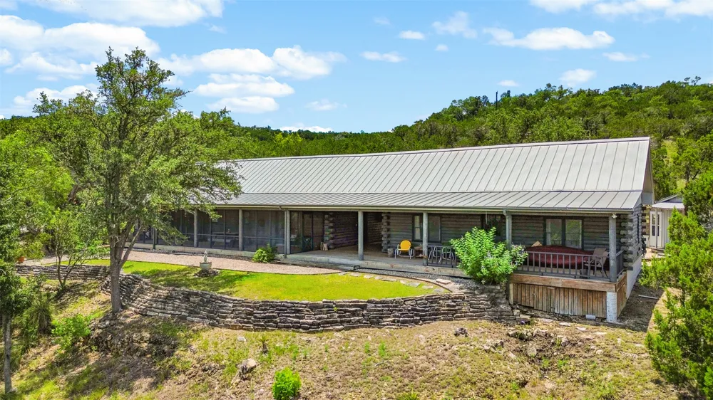707 Deer Lake Road Wimberley, TX 78676
