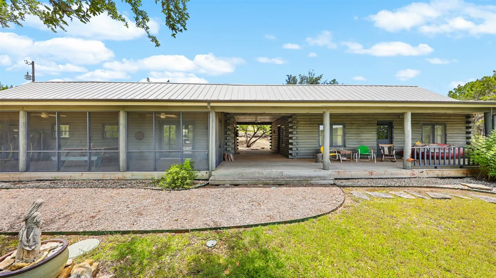 707 Deer Lake Road Wimberley, TX 78676