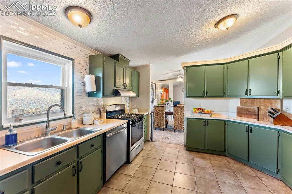23750 Jayhawk Avenue Colorado Springs, CO 80928