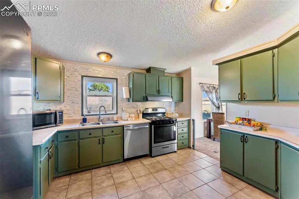23750 Jayhawk Avenue Colorado Springs, CO 80928