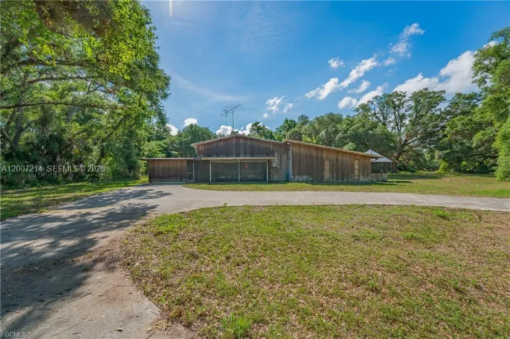 1040 Kirby Thompson Rd Other City - In The State Of Florida, FL 33935