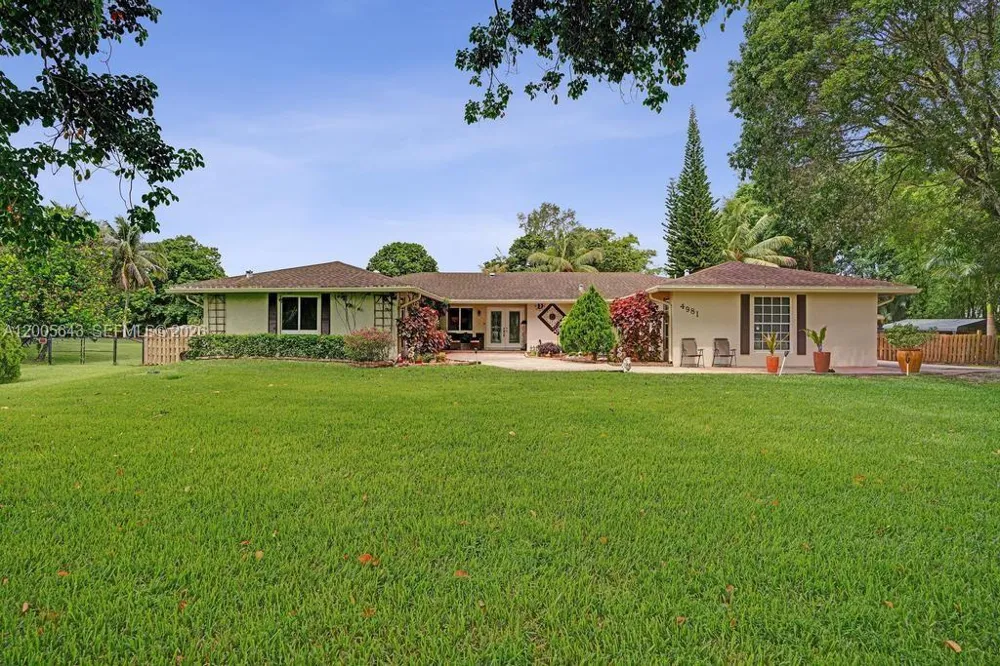 4981 SW 186th Ave Southwest Ranches, FL 33332