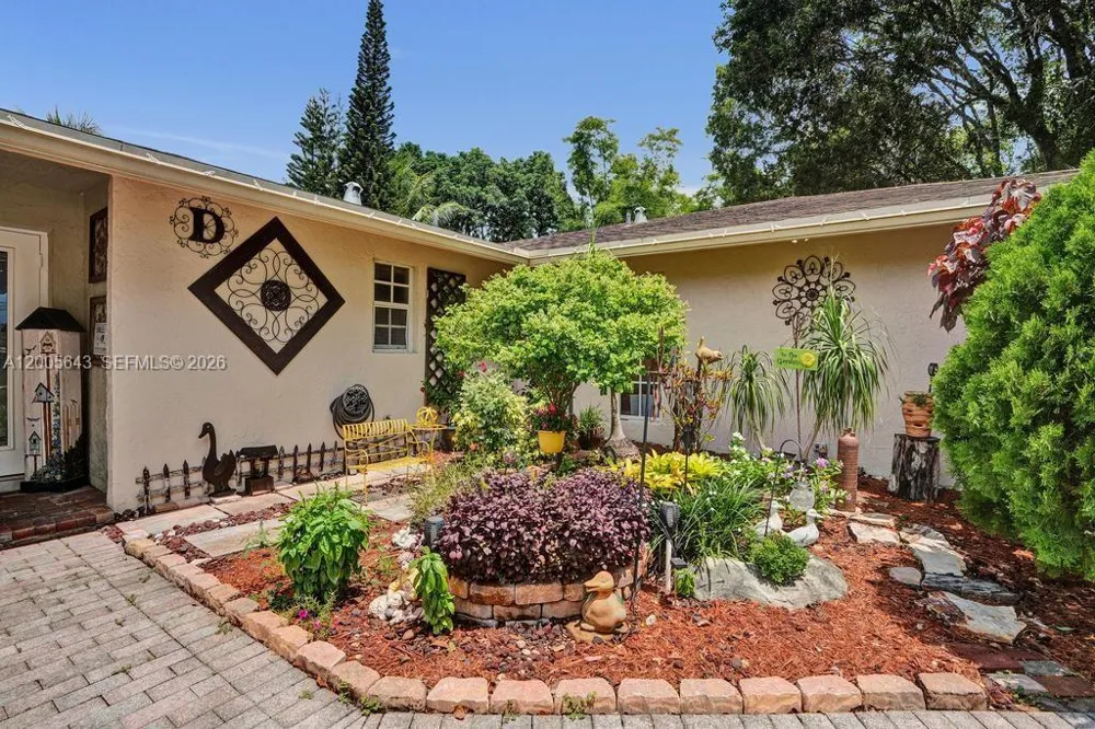 4981 SW 186th Ave Southwest Ranches, FL 33332