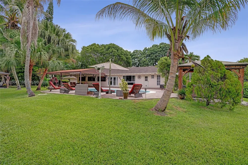 4981 SW 186th Ave Southwest Ranches, FL 33332