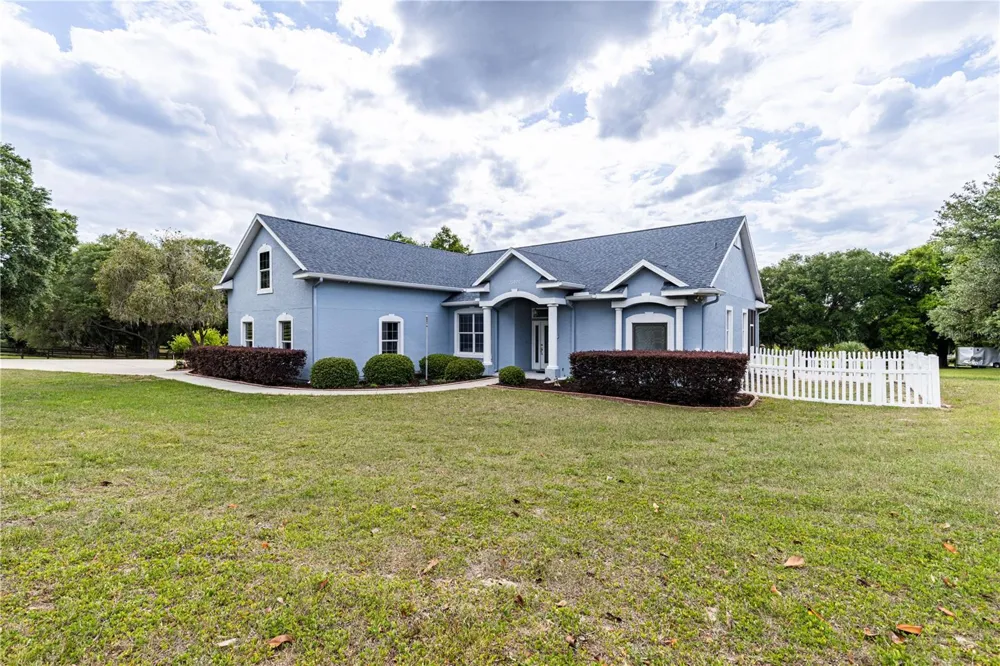 25101 TURKEY LAKE ROAD Howey In The Hills, FL 34737
