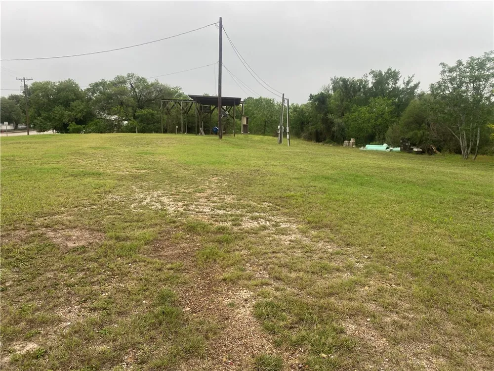 908 Power Refugio, TX 78377