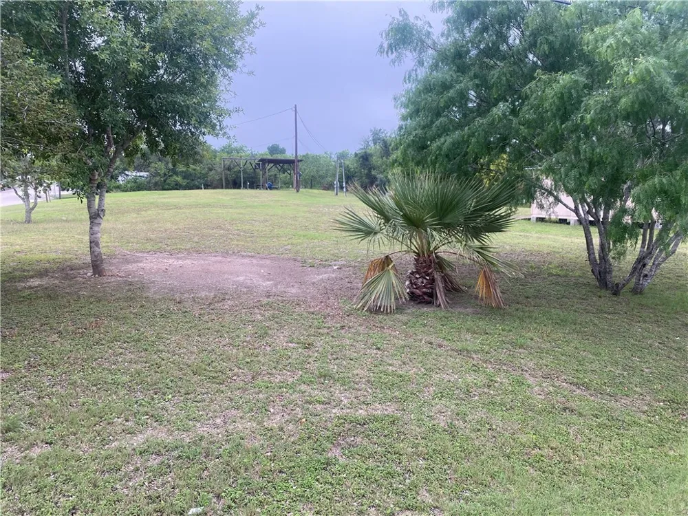 908 Power Refugio, TX 78377