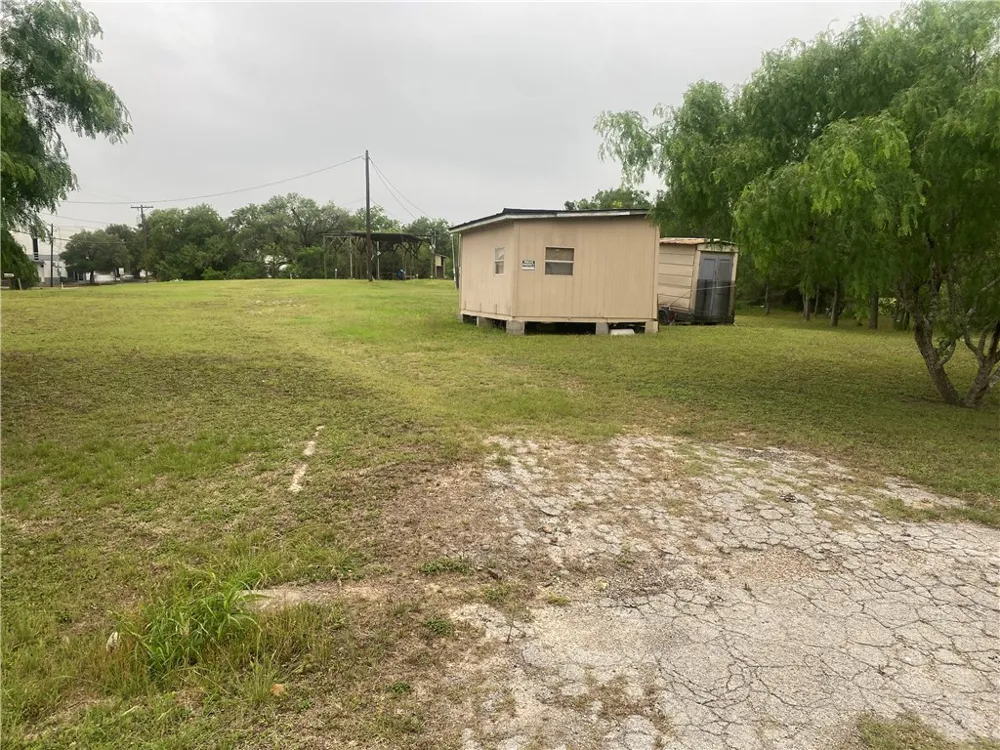 908 Power Refugio, TX 78377