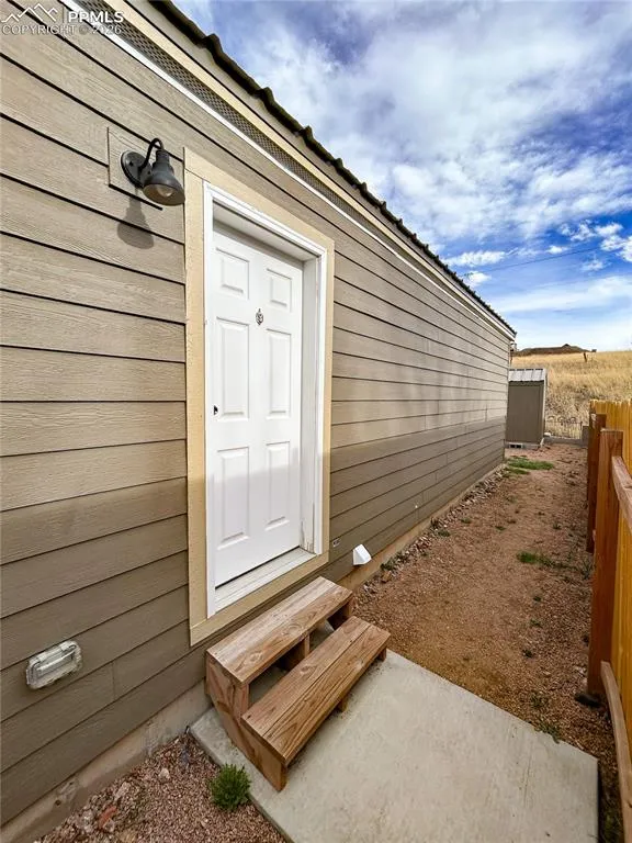 218 W Thurlow Avenue Cripple Creek, CO 80813