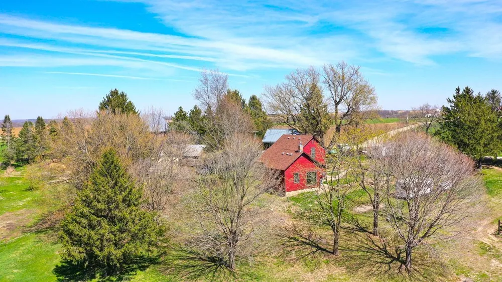 63095 220th Avenue Kellogg, MN 55945