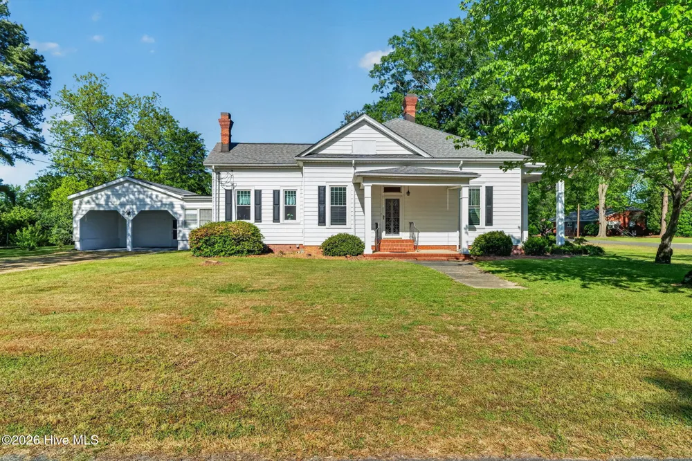 301 E Stanley Street Four Oaks, NC 27524