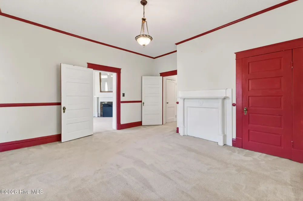 301 E Stanley Street Four Oaks, NC 27524