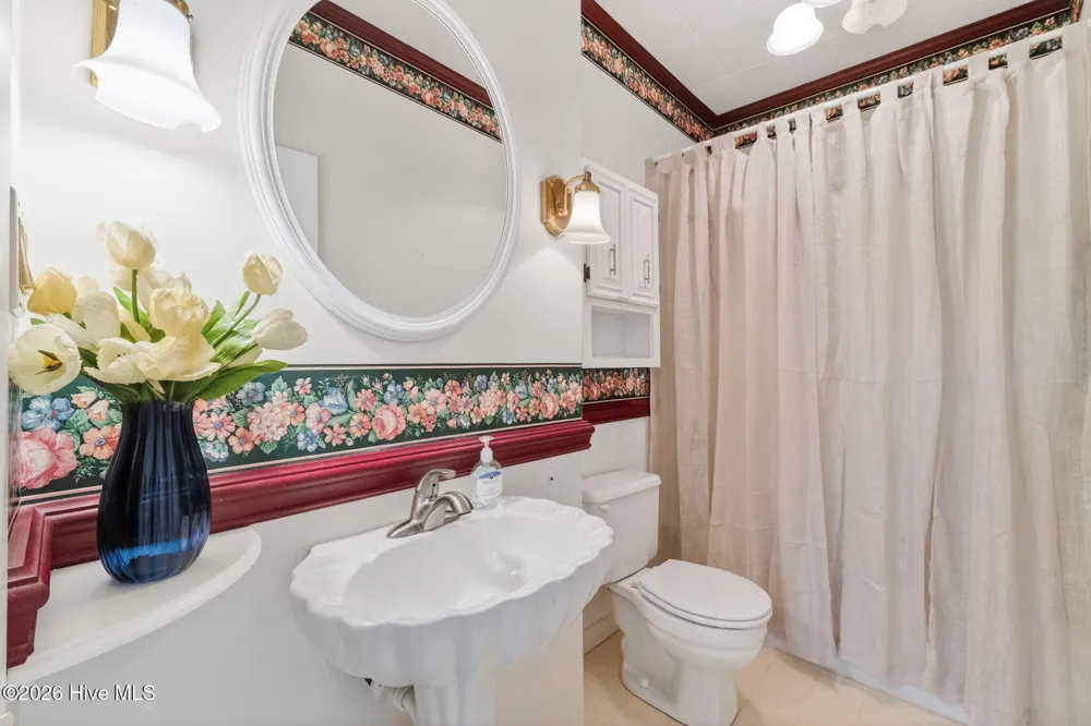 301 E Stanley Street Four Oaks, NC 27524