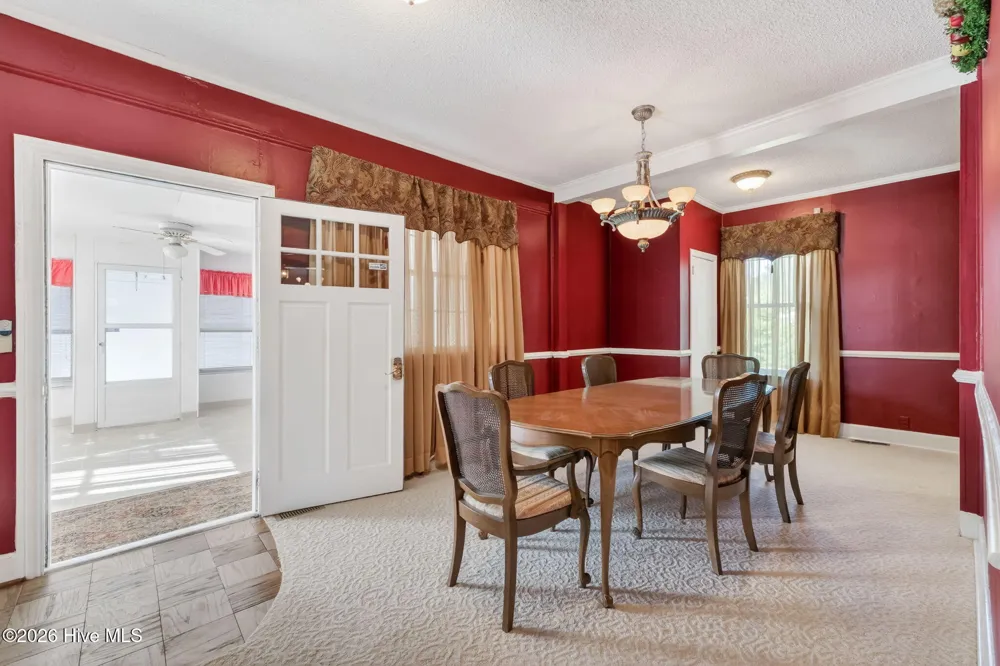 301 E Stanley Street Four Oaks, NC 27524