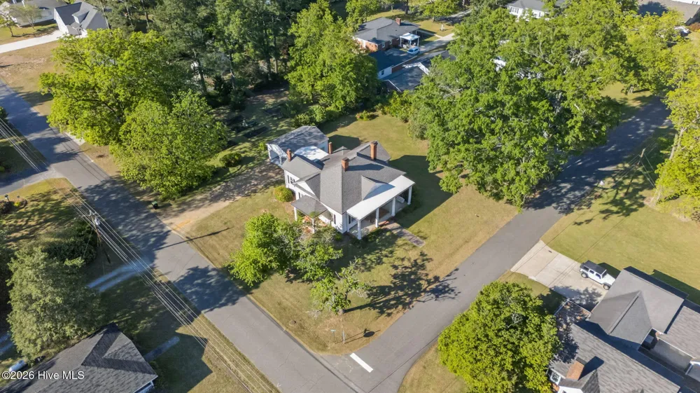 301 E Stanley Street Four Oaks, NC 27524