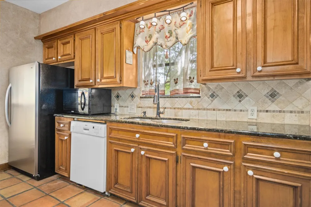 215 Enchanted Estates Drive Crockett, TX 75835