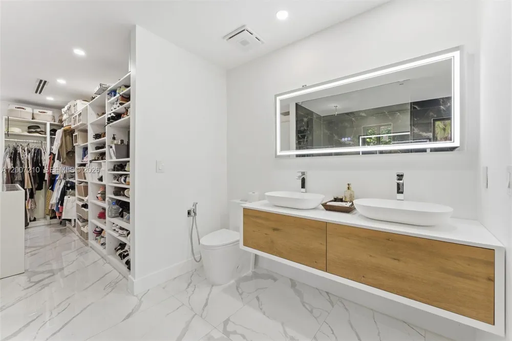 8625 SW 147th St Palmetto Bay, FL 33158