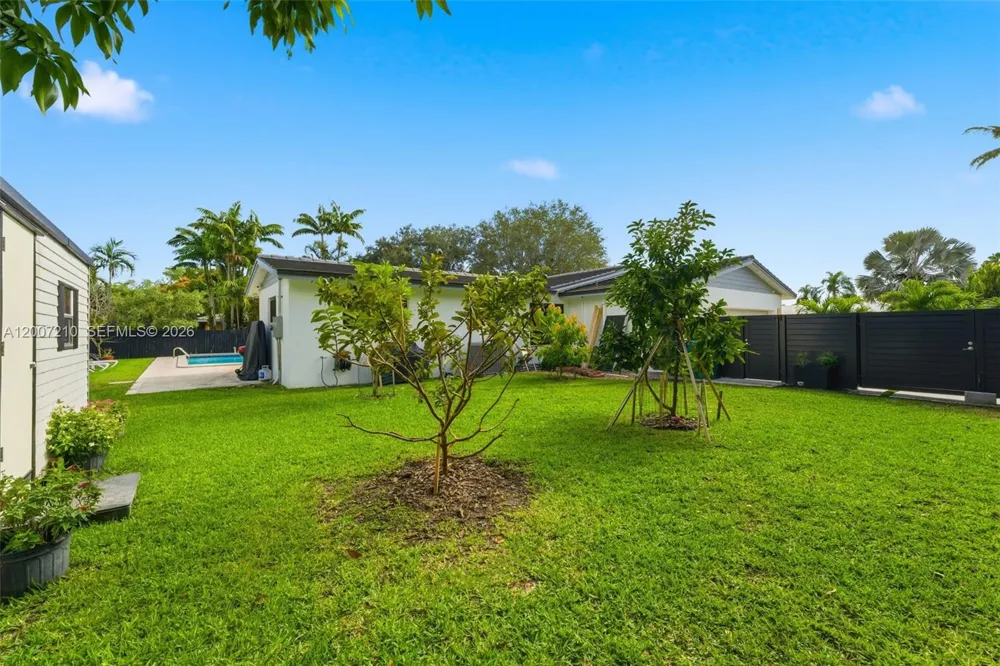 8625 SW 147th St Palmetto Bay, FL 33158