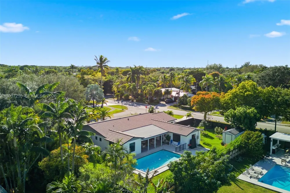 8625 SW 147th St Palmetto Bay, FL 33158
