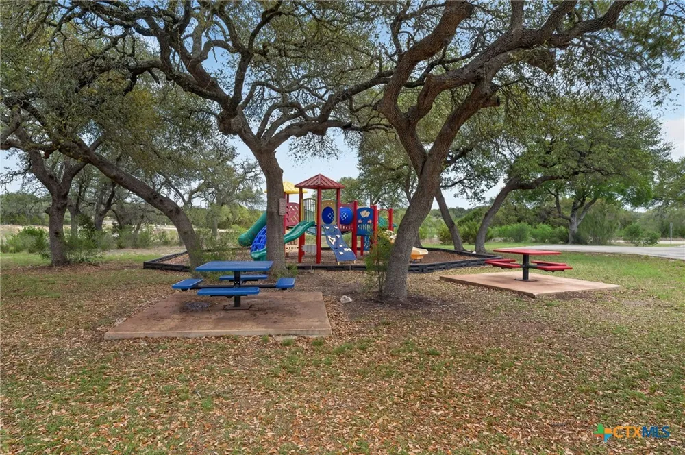815 Serene Waters Spring Branch, TX 78070