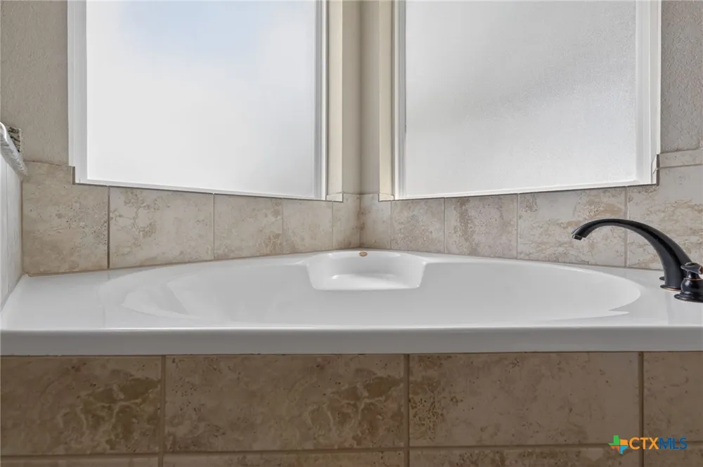 815 Serene Waters Spring Branch, TX 78070