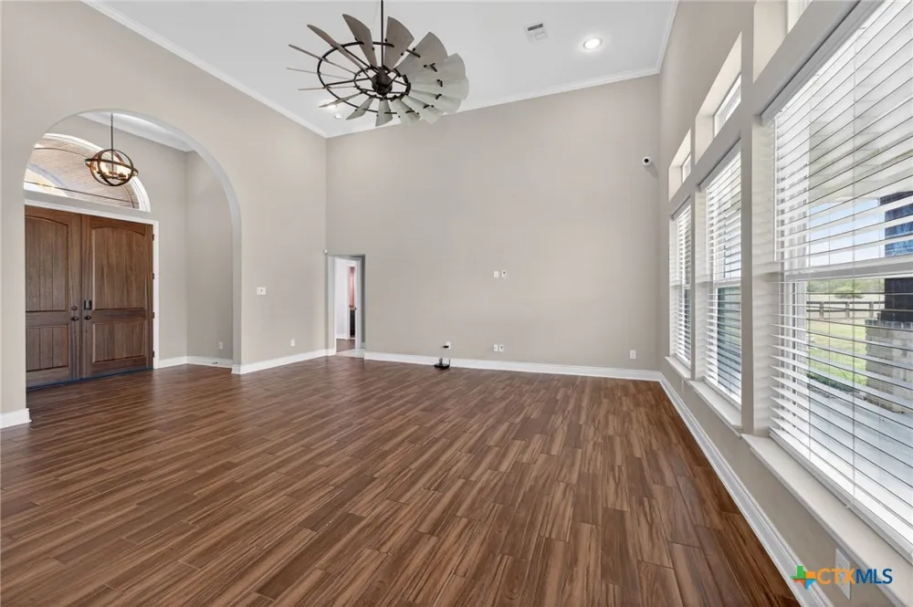 815 Serene Waters Spring Branch, TX 78070
