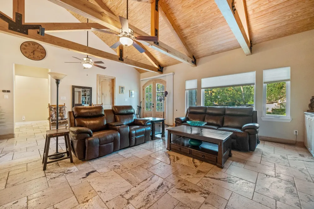 201 Harbor Run Drive Coldspring, TX 77331