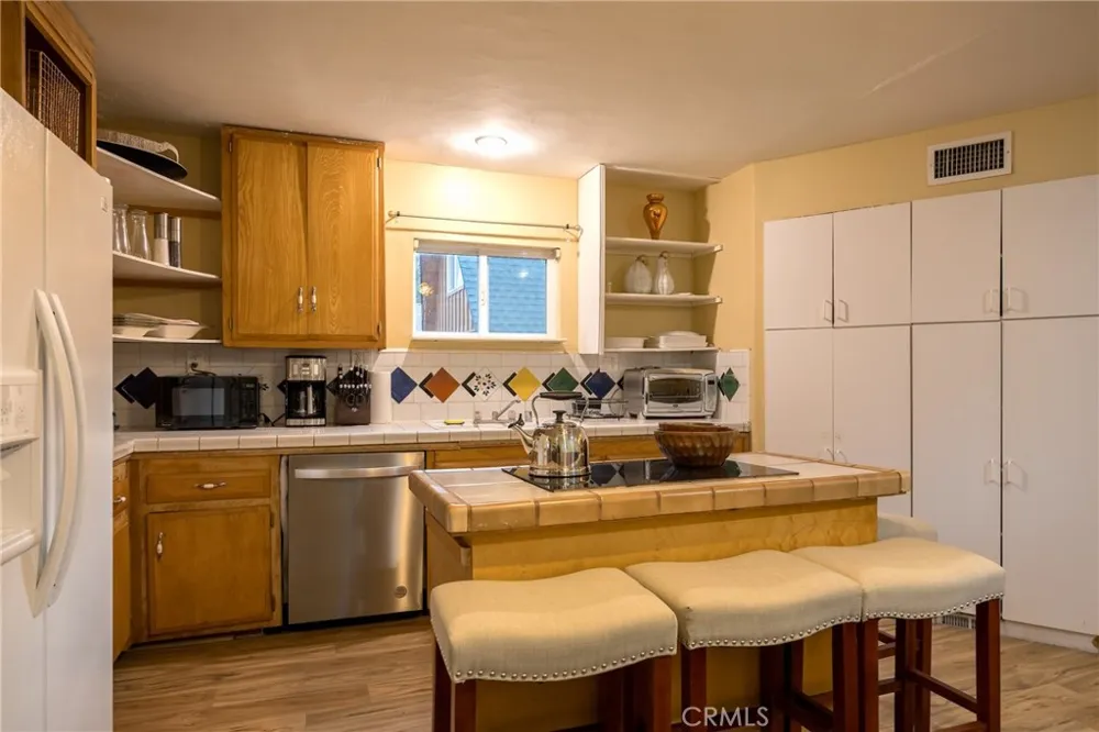 351 Pine Lane Sugarloaf, CA 92386